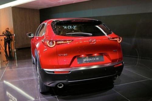 Bán Xe Mazda CX-30 2.0L Premium 2022 - Màu đỏ - Giảm giá cực khủng