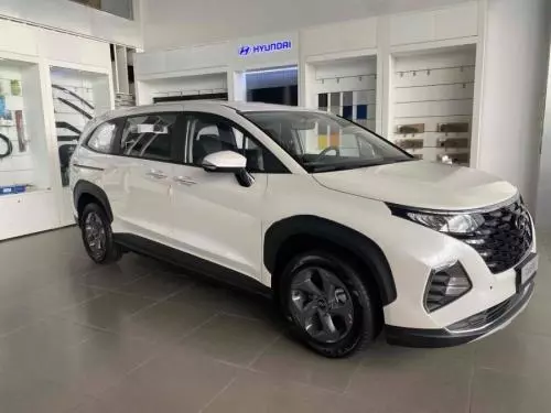 Bán Xe Hyundai Custin 1.5T- TC-Dòng cửa lùa 7 chỗ - 190 tr có xe