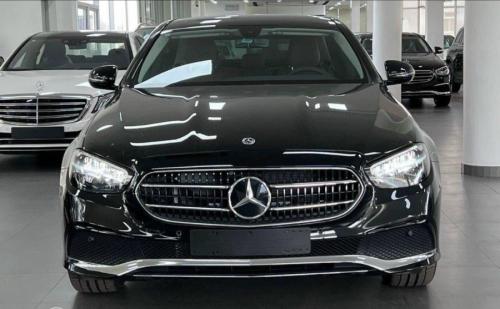 Bán Xe Mercedes-Benz E180 1.5 I4 2022 Đen - Tặng phụ kiện chính hãng