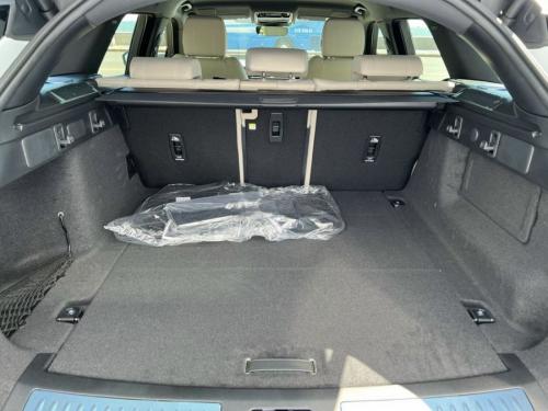 Bán Xe Land Rover Range Rover Velar 2.0-Nhập Khẩu Chính Hãng Mới