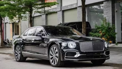 Bán Xe Bentley Flying Spur V8 2022 Đen - Hỗ trợ vay ngân hàng 80%