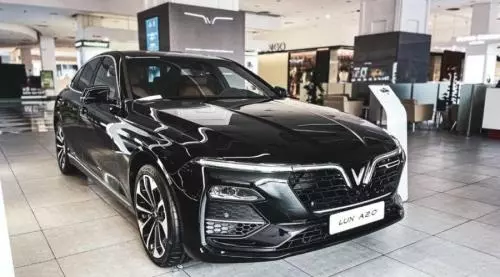 Bán Xe VinFast LUX A2.0 Tiêu chuẩn 2022 Đỏ - Bảo hành lên đến 10 năm