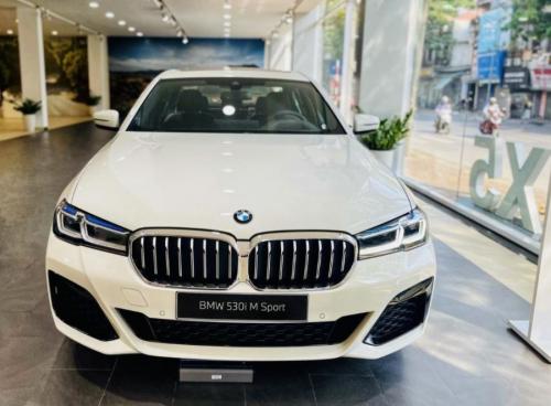 Bán Xe BMW 530i M Sport 2022 Trắng - Cơ hội nhận ngay Iphone 14