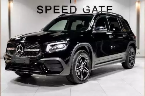 Bán Xe Mercedes-Benz GLB 200 AMG 2022 - Màu đen - Có sẵn, giao ngay