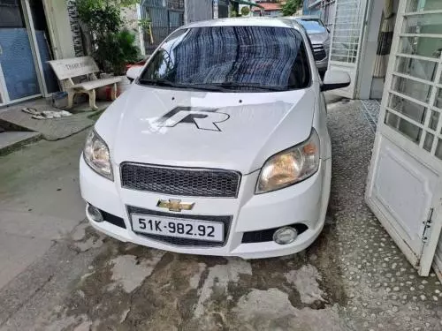 Chevrolet Aveo LTZ-2016 số tự động trắng đẹp