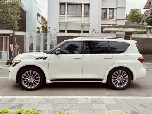 Bán Xe Infiniti QX80 5.6AT-model 2015 bản full kịch đồ