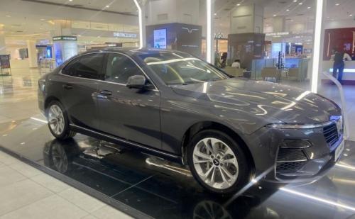 Bán Xe VinFast LUX A2.0 Tiêu chuẩn 2022 - Màu xám - Nhiều ưu đãi chính hãng