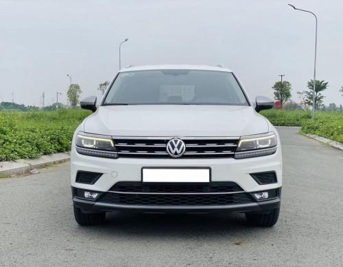 Bán Xe Volkswagen Tiguan Allspace-2018 trả trước chỉ 350tr