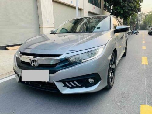 Honda Civic 1.5L Turbo-2018 siêu đẹp