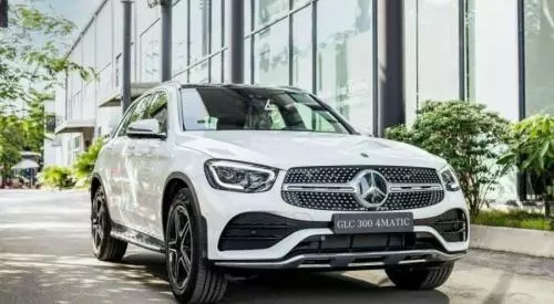 Bán Xe Mercedes-Benz GLC 300 4MATIC 2022 Trắng - Tặng bộ phụ kiện chính hãng