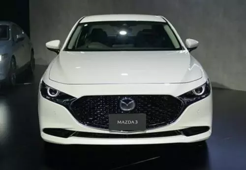 Bán Xe Mazda 3 1.5L Deluxe 2022 Trắng - Giảm giá cực sốc lên đến 75 triệu
