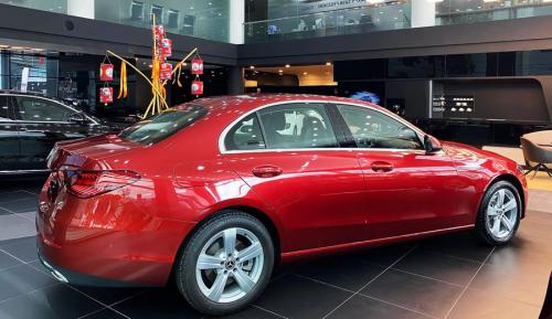 Bán Xe Mercedes-Benz C200 Avantgarde 2022 Đỏ - Hỗ trợ trả góp lãi suất tốt