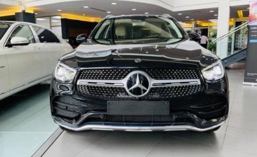 Bán Xe Mercedes-Benz GLC 300 4MATIC 2022 - Màu đen - Nhiều quà tặng hấp dẫn