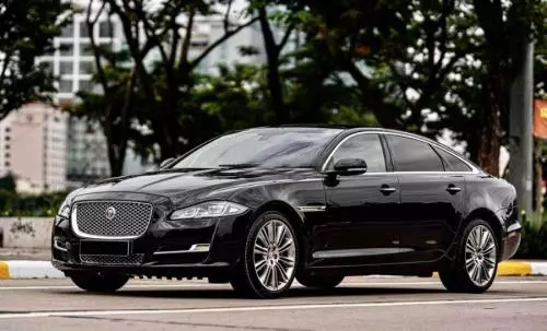 Jaguar XJL PORTFOLIO-3.0