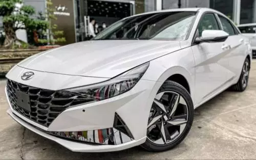 Bán Xe Hyundai Elantra 2.0 AT Cao cấp 2022 Trắng - Tặng combo phụ kiện 10 triệu
