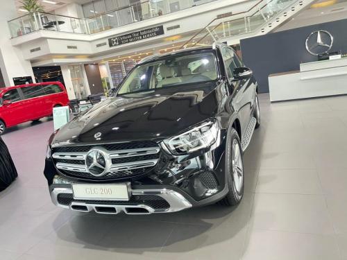 Bán Xe Mercedes-Benz GLC 200 2.0 I4 2022 Đen - Tặng phụ kiện và giảm tiền mặt trực tiếp