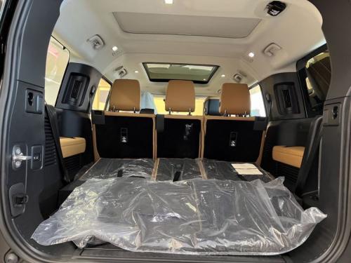 Bán Xe Land Rover Defender 130 HSE-Mới Siêu Rộng Rãi