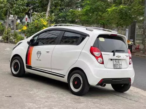 Chevrolet Spark LTZ-số tự động bản cao cấp 4 túi khí