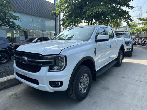 Bán Xe Ford Ranger XLS 2.0L 4X2 MT 2023