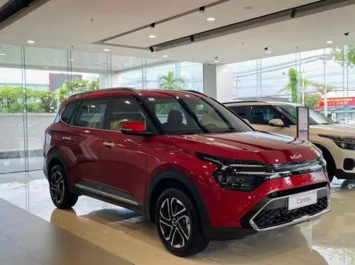 Bán Xe Kia Carens 1.5G MT Deluxe 2023