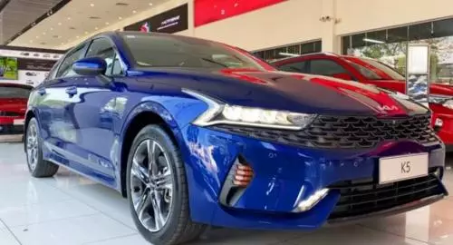 Bán Xe Kia K5 2.0 Luxury 2022 - Màu xanh - Sẵn xe giao ngay