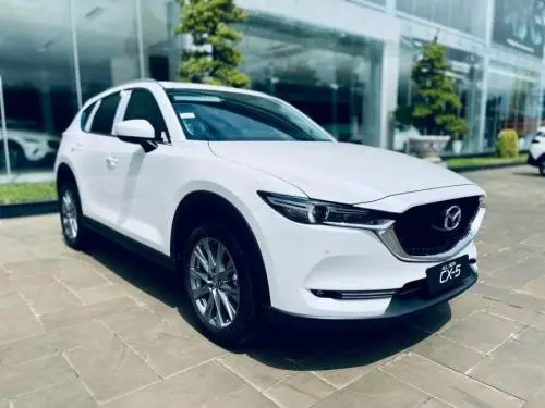 Bán Xe Mazda CX-5 2.0 Deluxe 2022 Trắng - Giảm giá lên tới 40.000.000 tiền mặt