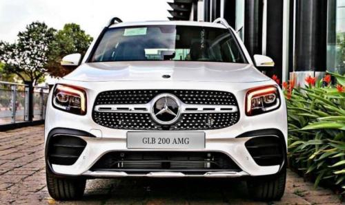 Bán Xe Mercedes-Benz GLB 200 AMG 2022 - Màu trắng - Liên hệ để nhận ưu đãi tốt nhất
