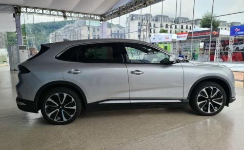 Bán Xe VinFast VF8 Eco 2022 - Màu bạc - Đặt cọc chỉ từ 10 triệu