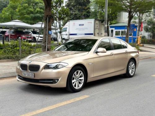 Bán Xe BMW Series 5 520i Luxury Line-2012 Vàng Sâm Bank Siêu Chất