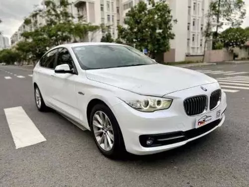 Bán Xe BMW 528i GT-2016 Nhập Đức 01 Chủ Từ Đầu