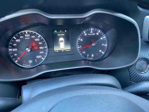 Bán Xe MG ZS 1.5 2WD COM+-màu bạc 2021 lướt 11.000km Chủ giữ kỹ