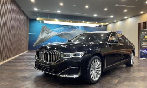 Bán Xe BMW 730Li Pure Excellence 2022 - Màu đen
