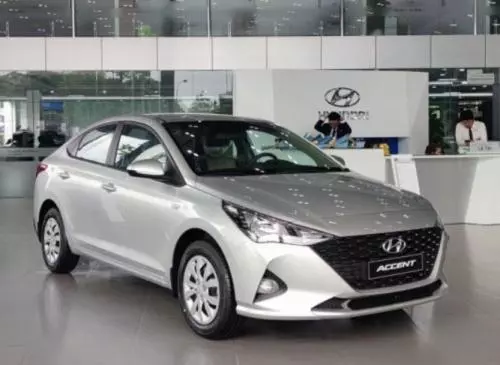 Bán Xe Hyundai Accent 1.4AT Tiêu chuẩn 2022 Bạc - Giảm 50% phí trước bạ