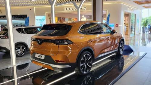 Bán Xe VinFast VF8 Eco 2022 - Màu cam - Nhận đặt cọc từ 10 triệu