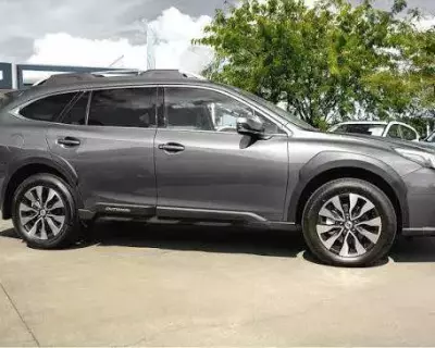 Outback 2.5 vin 25 sẵn xe giao ngay