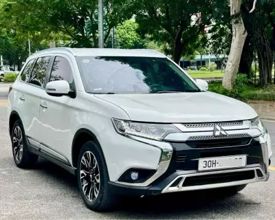 Outlander CVT 2021 chạy 6 vạn km