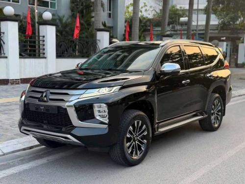 Pajero Sport 2 cầu sản xuất 2021 đăng ký 2022