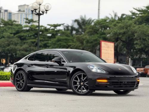 Panamera 4 Executive bản kéo dài