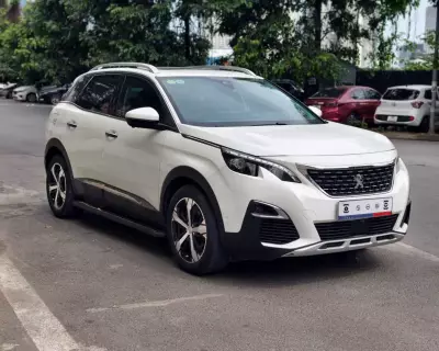 Peugeot 3008 sản xuất 2018 chạy 9 vạn