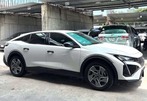 Peugeot 408 2024 Bản Allure Màu Trắng , Nội Thất Đen