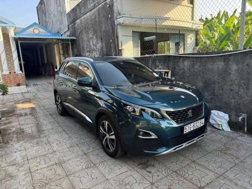 Peugeot 5008 2018 bản Full lăn bánh 88.000km