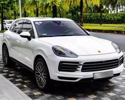 Porsche Cayenne  model 2023