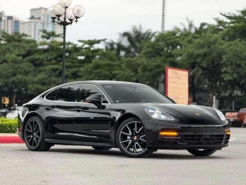 Porsche Panamera 4Executive sản xuất 2018