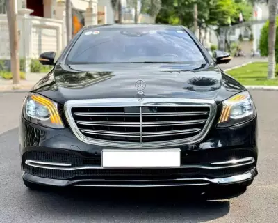 S450L model 2018 trang bị Full option