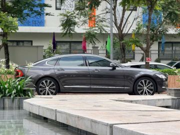 S90 LWB 2022 odo 20.000 km