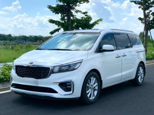 Bán xe KIA SEDONA 2019 TRẮNG cực đẹp