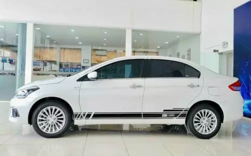 Bán Xe Suzuki Ciaz 2022 Giá giảm sốc kèm gói Phụ kiện theo xe