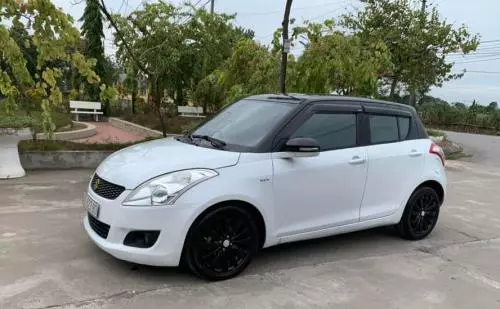 Bán Xe Suzuki Swift 2017