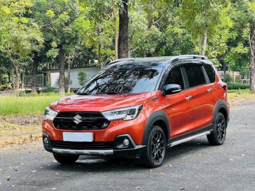 Suzuki XL7 Hybrid 2024