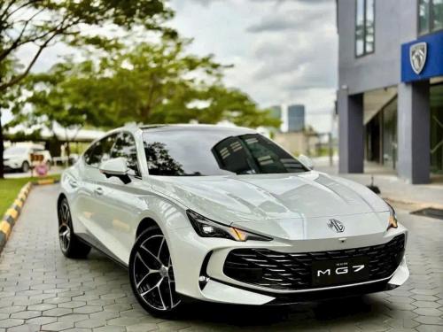 THANH LÝ XE DEMO MG7 PREMIUM – MÀU TRẮNG